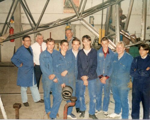 A4-P11-eleves-devant-fuselage-img20251124 18260355