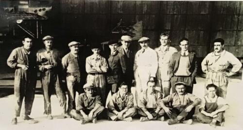 Ouvriers tôliers à Montaudran en 1922