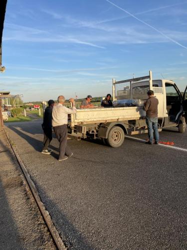 Arrivée du camion de Léo